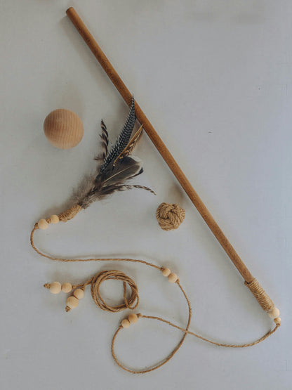 Natural wood and feather cat toy set with jute rope and wood balls