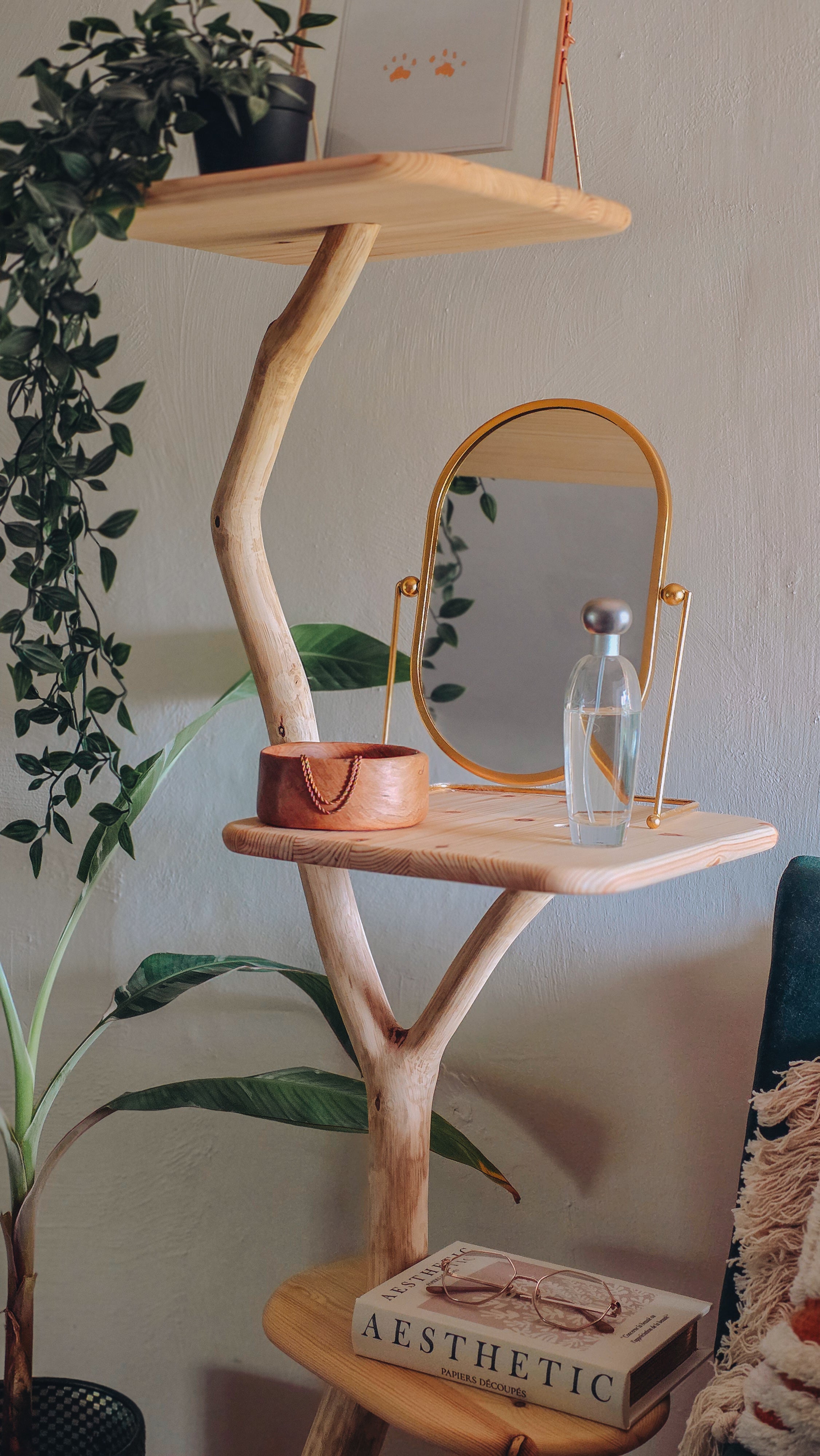 Kesten Shelf